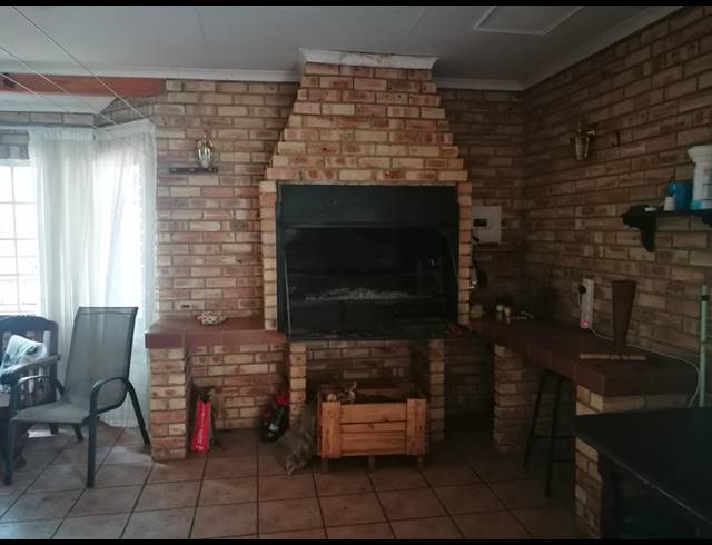 4 BEDROOM HOUSE FOR SALE IN SAFARI GARDENS